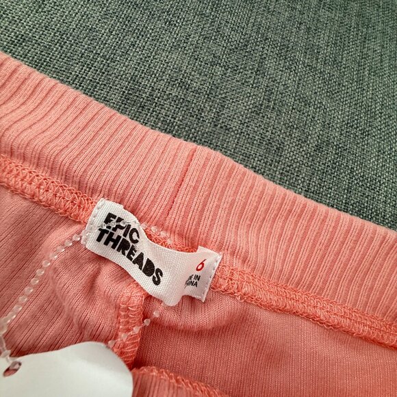 New! Girls Bottoms Bundle (4)‎ Piece EPIC Threads & Therabouts Size 6/6X - Picture 4 of 10